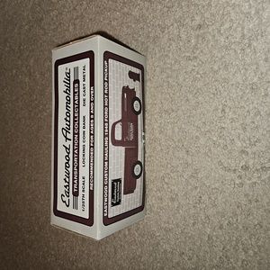 Ford 1948 Eastwood Autombilia Custom Hauling Hot Rod Pickup